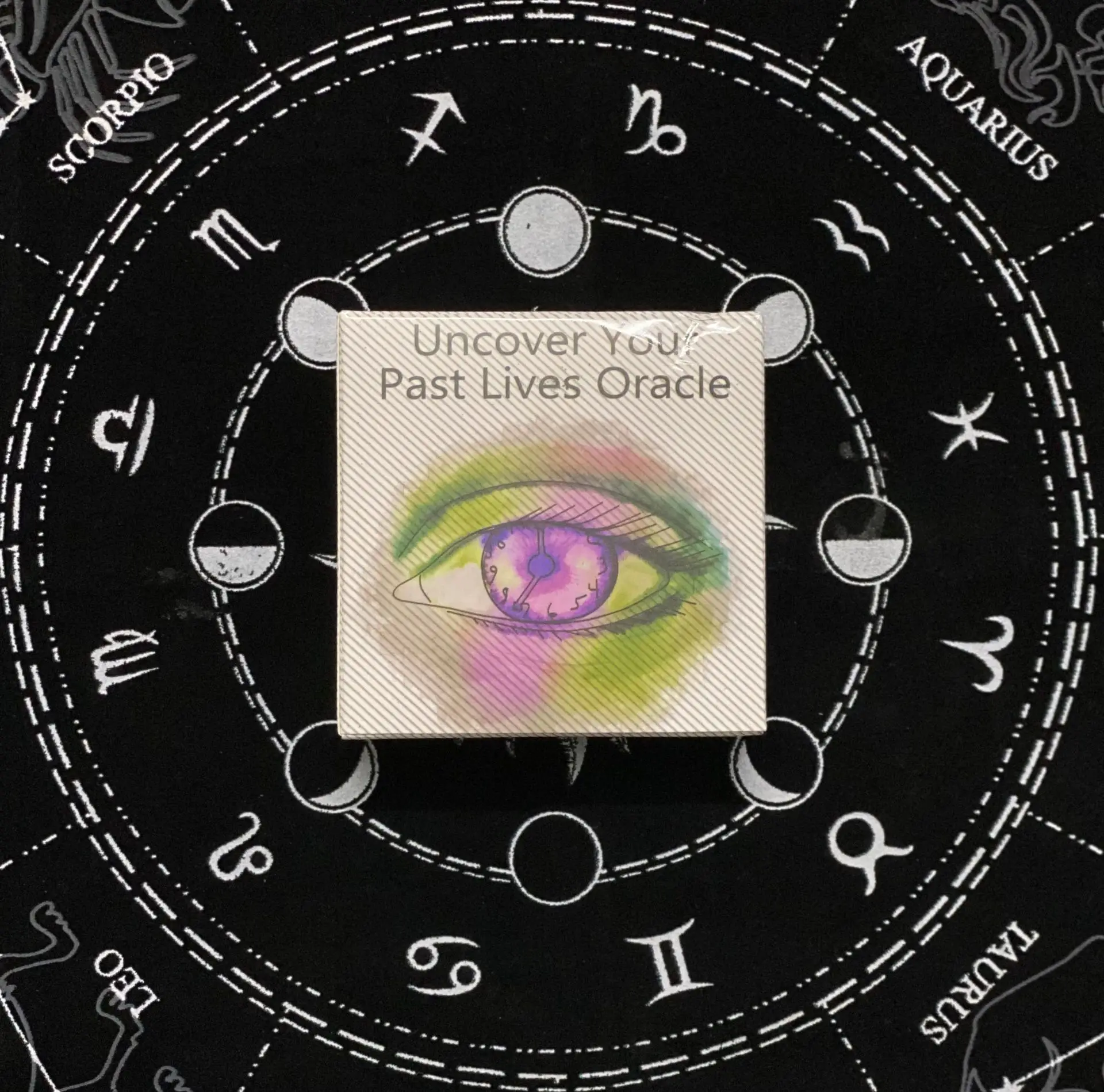 Uncover Your Past Life Oracle  - Tarot Deck With Guidebook recension och pris
